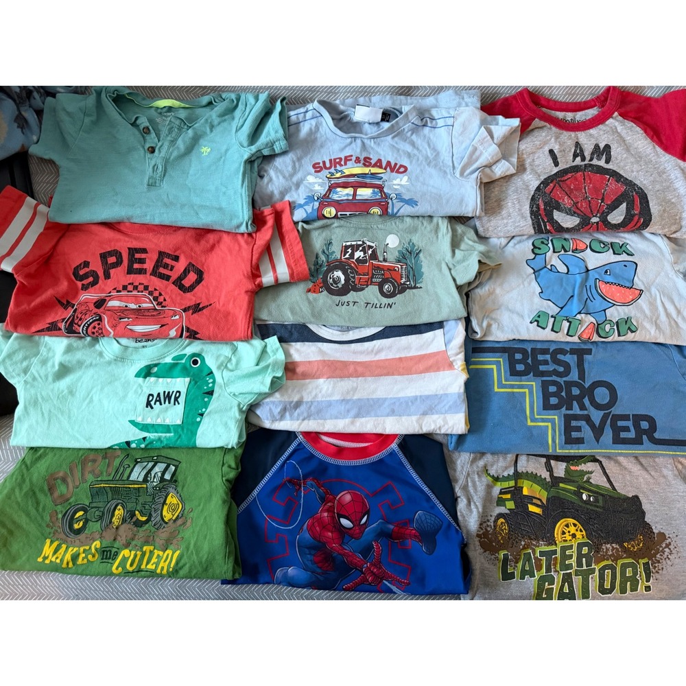 Lot of 12 Boys 3T Short Sleeve Shirts Spider-Man Cars Tractor Shark Graphic Tees